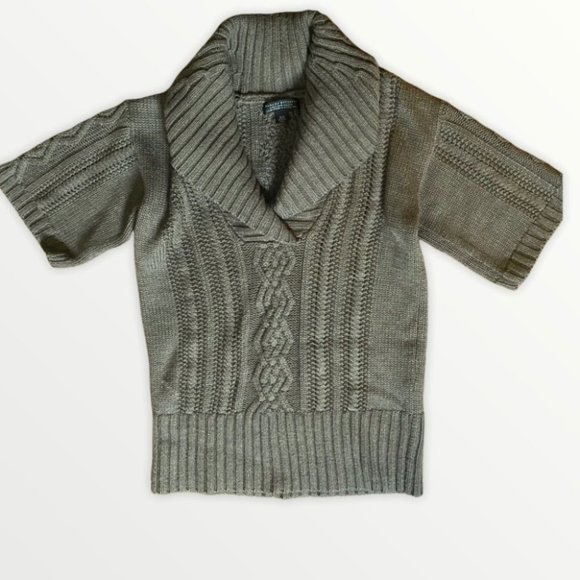 Banana Republic merino wool sweater. Short sleeve - Picture 4 of 11